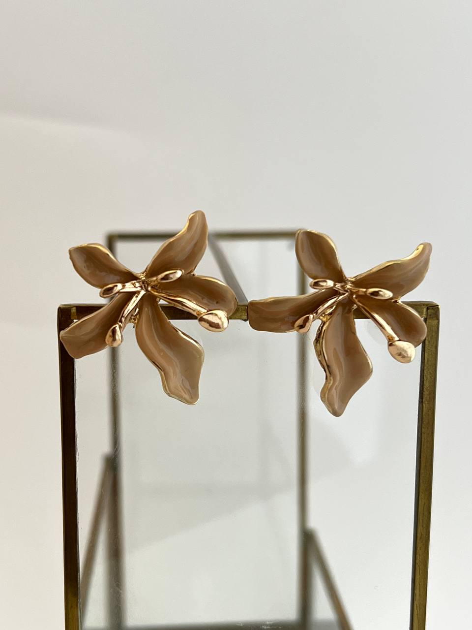 گوشواره استیل طرح برگ ۵ پر